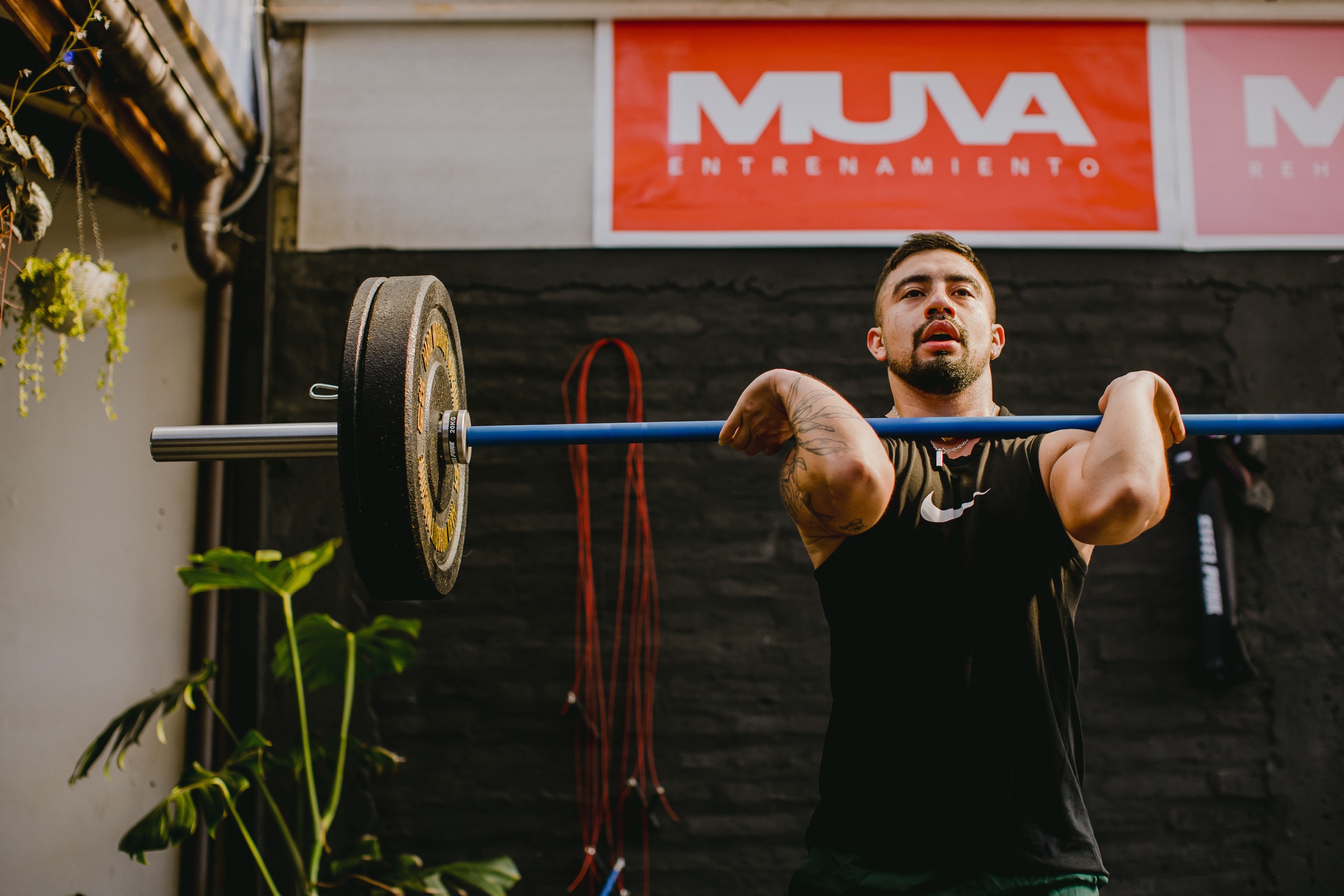 Entrenamiento con barra en MUVA